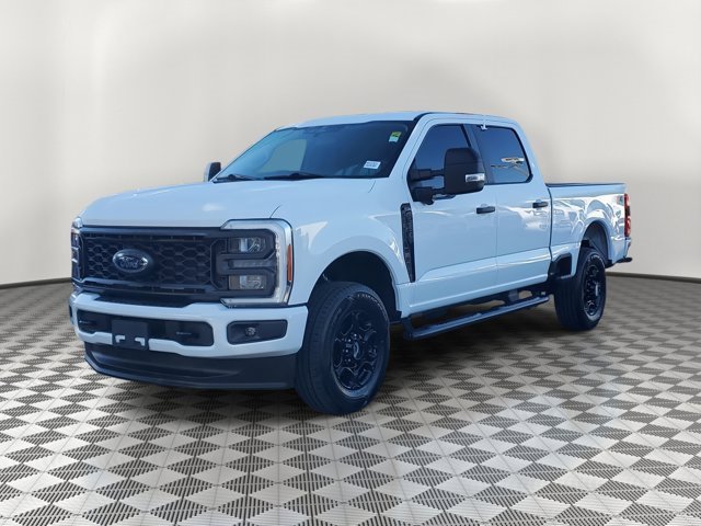 Used 2023 Ford F250 XL w/ STX Appearance Package image 3