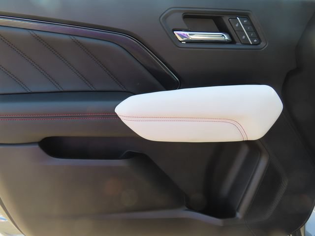 Used 2023 GMC Canyon AT4X w/ Edition 1 AWD/4WD image 13