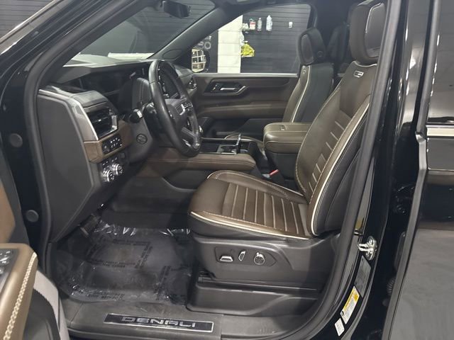 Used 2025 GMC Yukon Denali Ultimate image 11