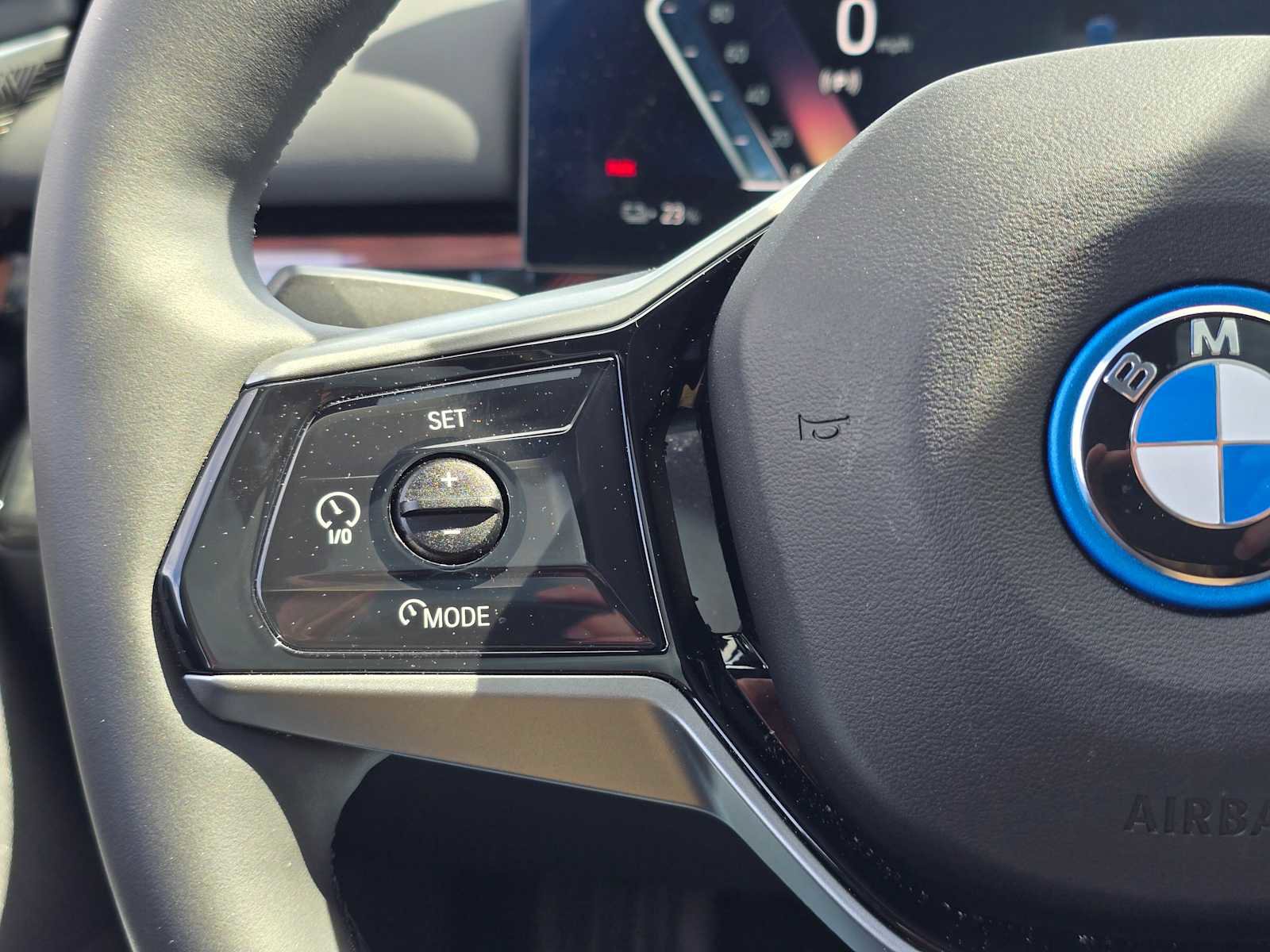 Used 2026 BMW i5 eDrive40 AWD/4WD image 32