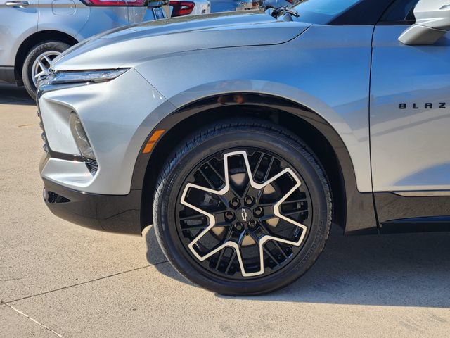 Used 2023 Chevrolet Blazer RS w/ Driver Confidence II Package FWD image 15