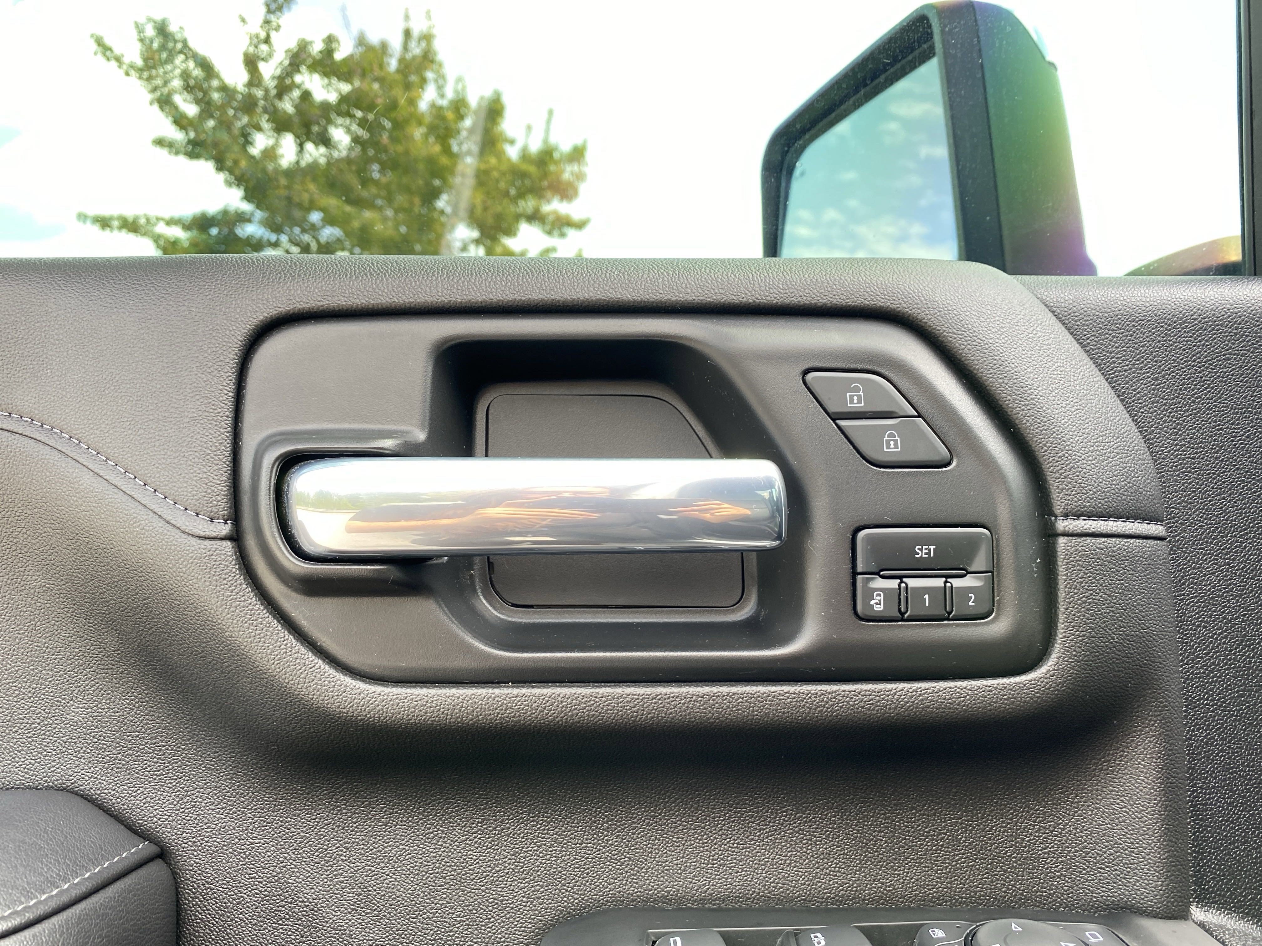 Used 2021 Chevrolet Silverado 3500 High Country w/ Z71 Off-Road Package image 26