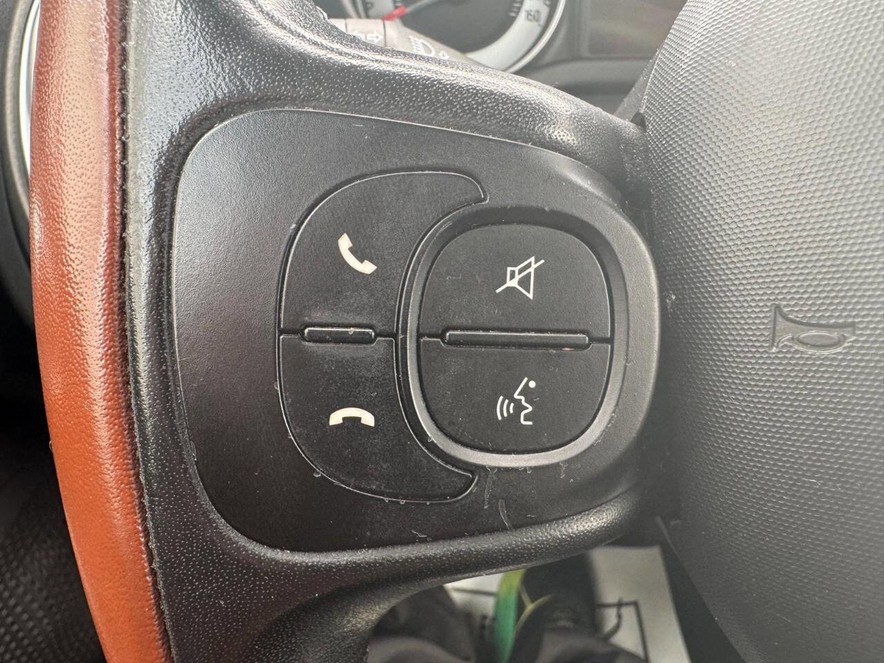 Used 2015 FIAT 500L Trekking image 16