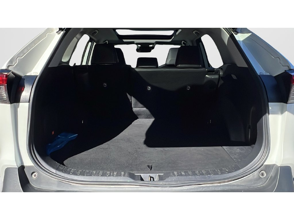 Used 2021 Toyota RAV4 Limited AWD/4WD image 9