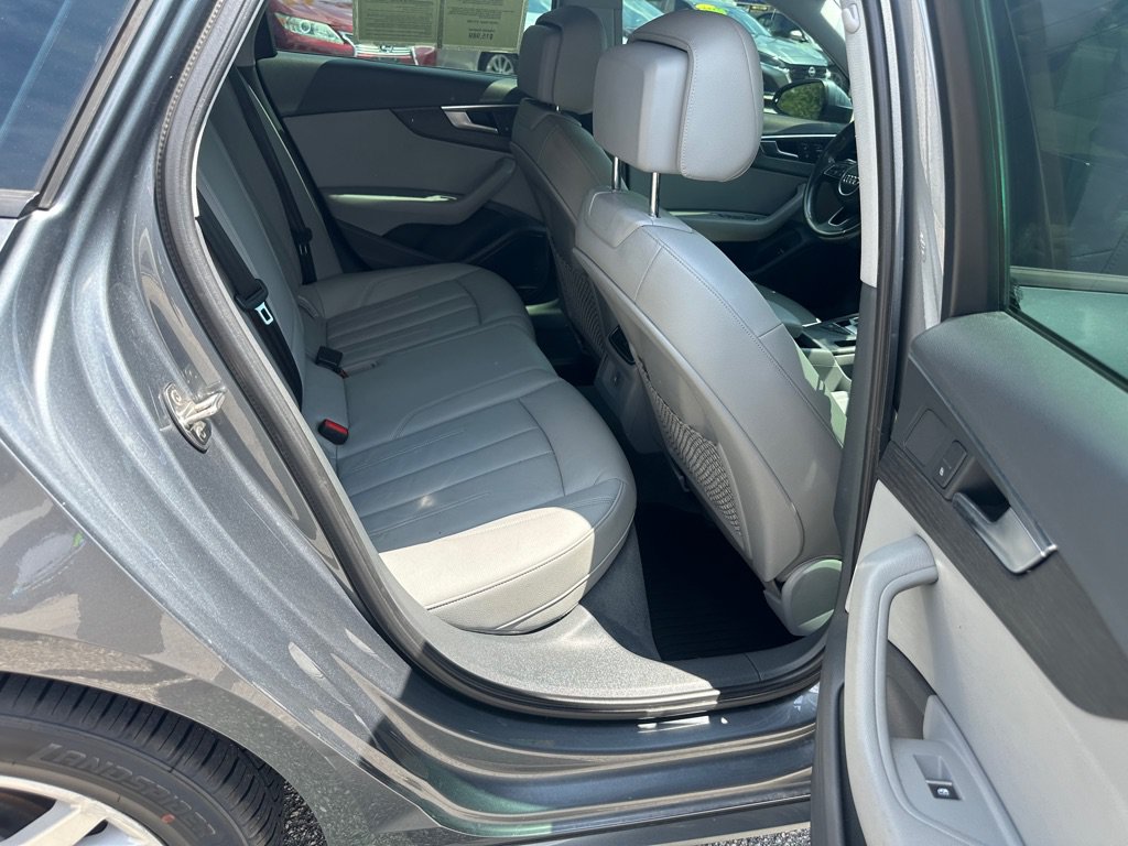 Used 2018 Audi A4 2.0T Premium AWD/4WD image 22