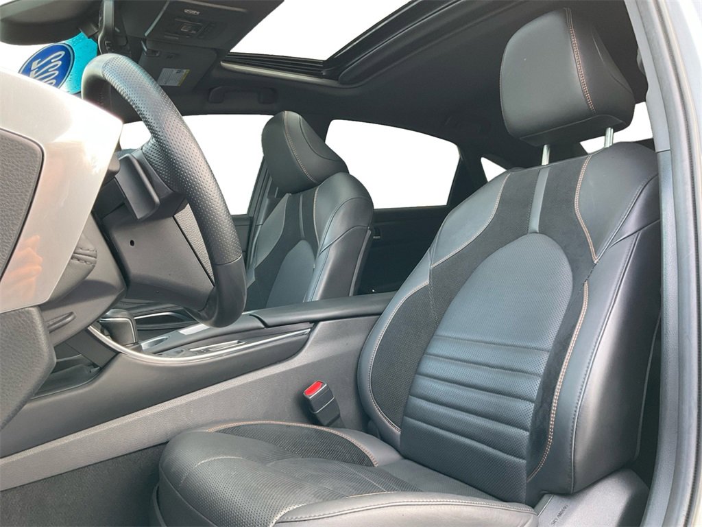 Used 2022 Toyota Avalon XSE image 28