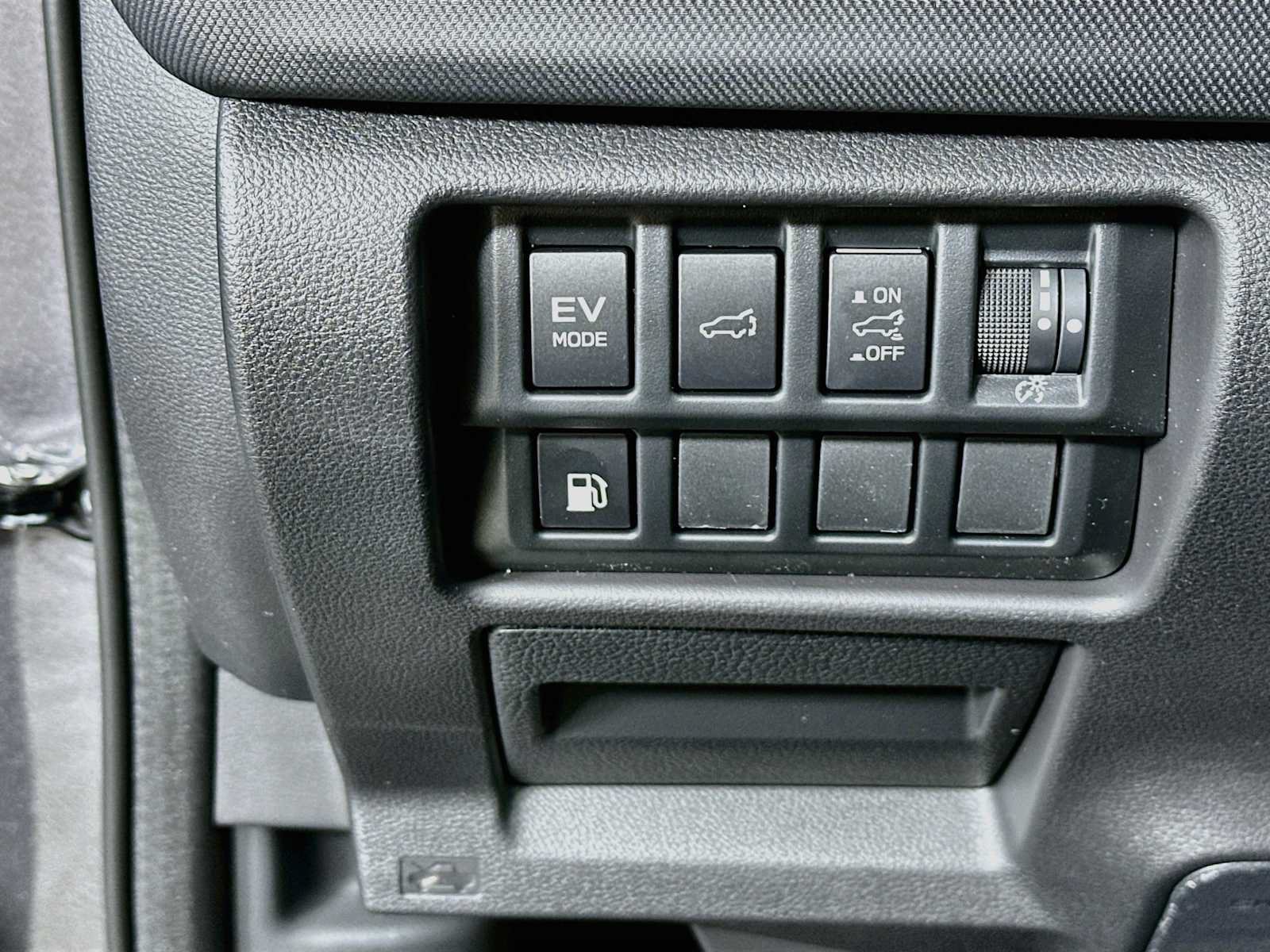 New 2026 Subaru Forester Touring AWD/4WD image 10