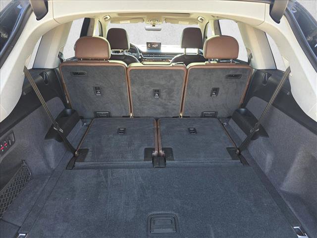 Used 2019 Audi Q7 3.0T Prestige w/ Prestige Package image 28