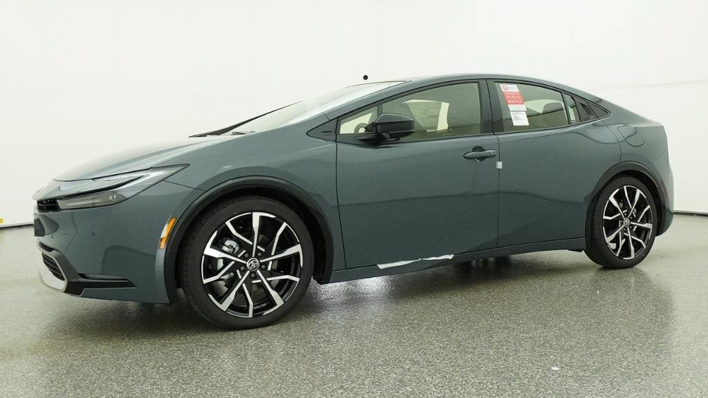 New 2026 Toyota Prius Plug-In Hybrid FWD image 33