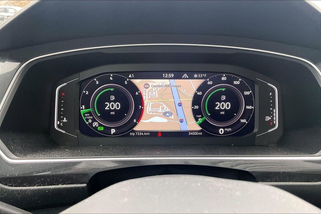 Used 2022 Volkswagen Tiguan SEL R-Line image 16