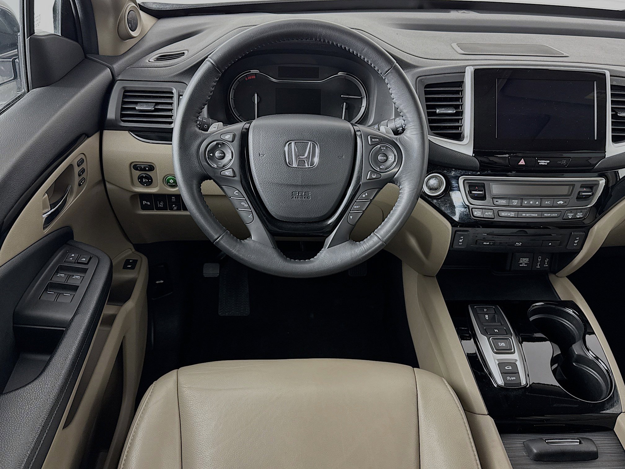 Certified 2018 Honda Pilot Touring image 23