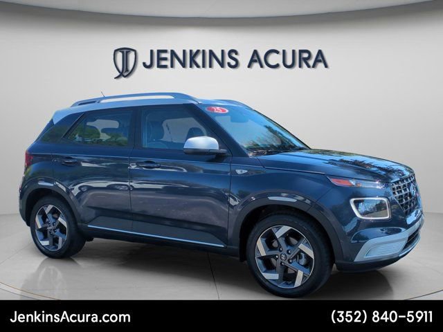 Used 2025 Hyundai Venue Limited