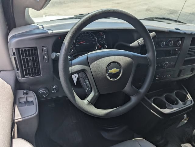 Used 2025 Chevrolet Express 2500 w/ Driver Convenience Package RWD image 7
