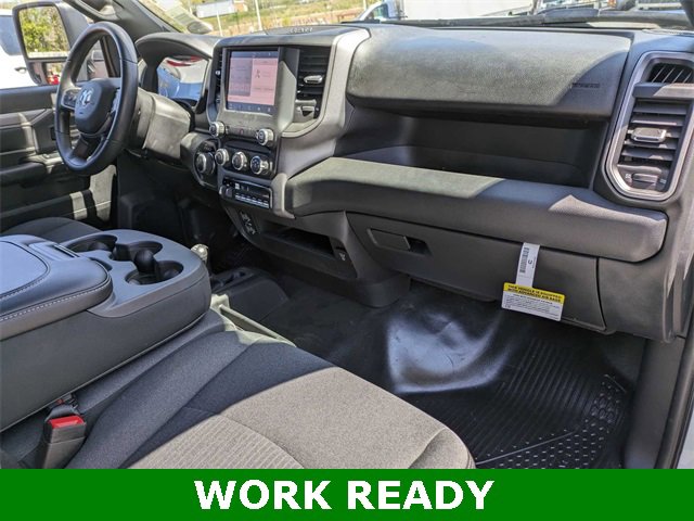 New 2024 RAM 3500 Tradesman w/ Chrome Appearance Group image 27