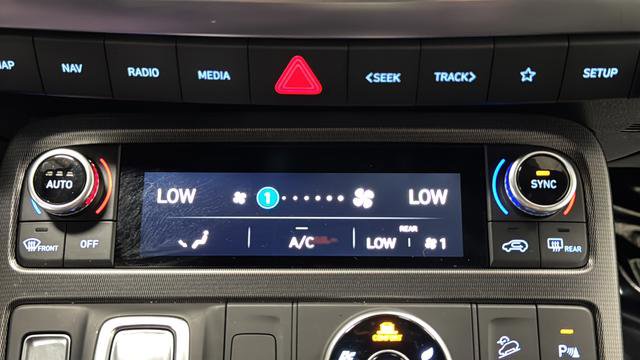 Used 2025 Hyundai Palisade Calligraphy AWD/4WD image 18