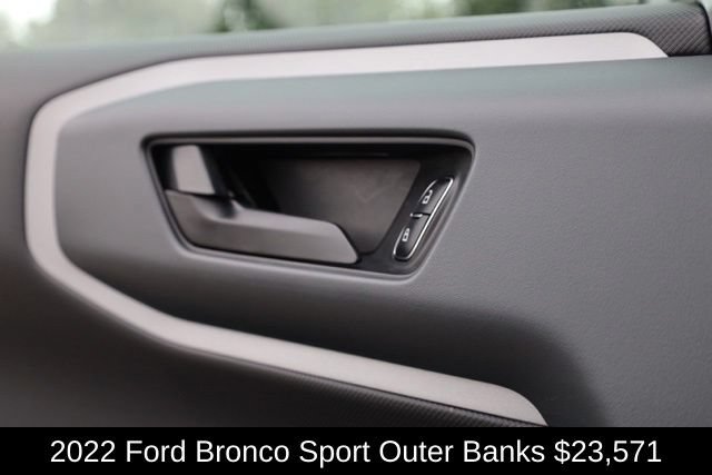 Used 2022 Ford Bronco Sport Outer Banks w/ Tech Package AWD/4WD image 23