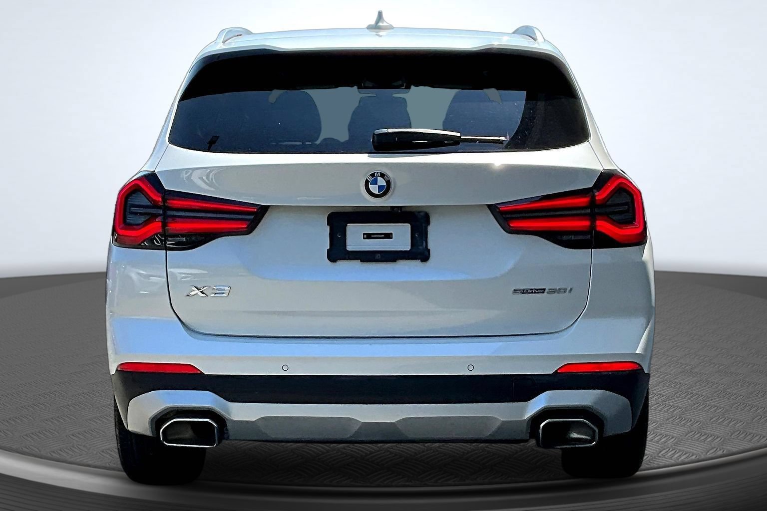 Used 2024 BMW X3 sDrive30i RWD image 6