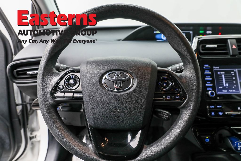 Used 2022 Toyota Prius LE image 10