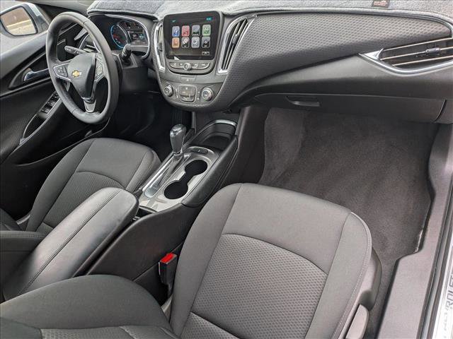 Used 2017 Chevrolet Malibu LT FWD image 21