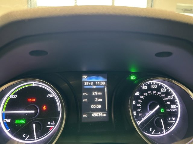 Used 2020 Toyota Camry LE image 12