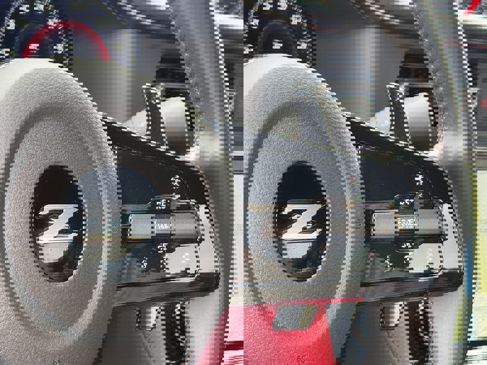 Certified 2024 Nissan Z Performance w/ Floor Mat Package image 19