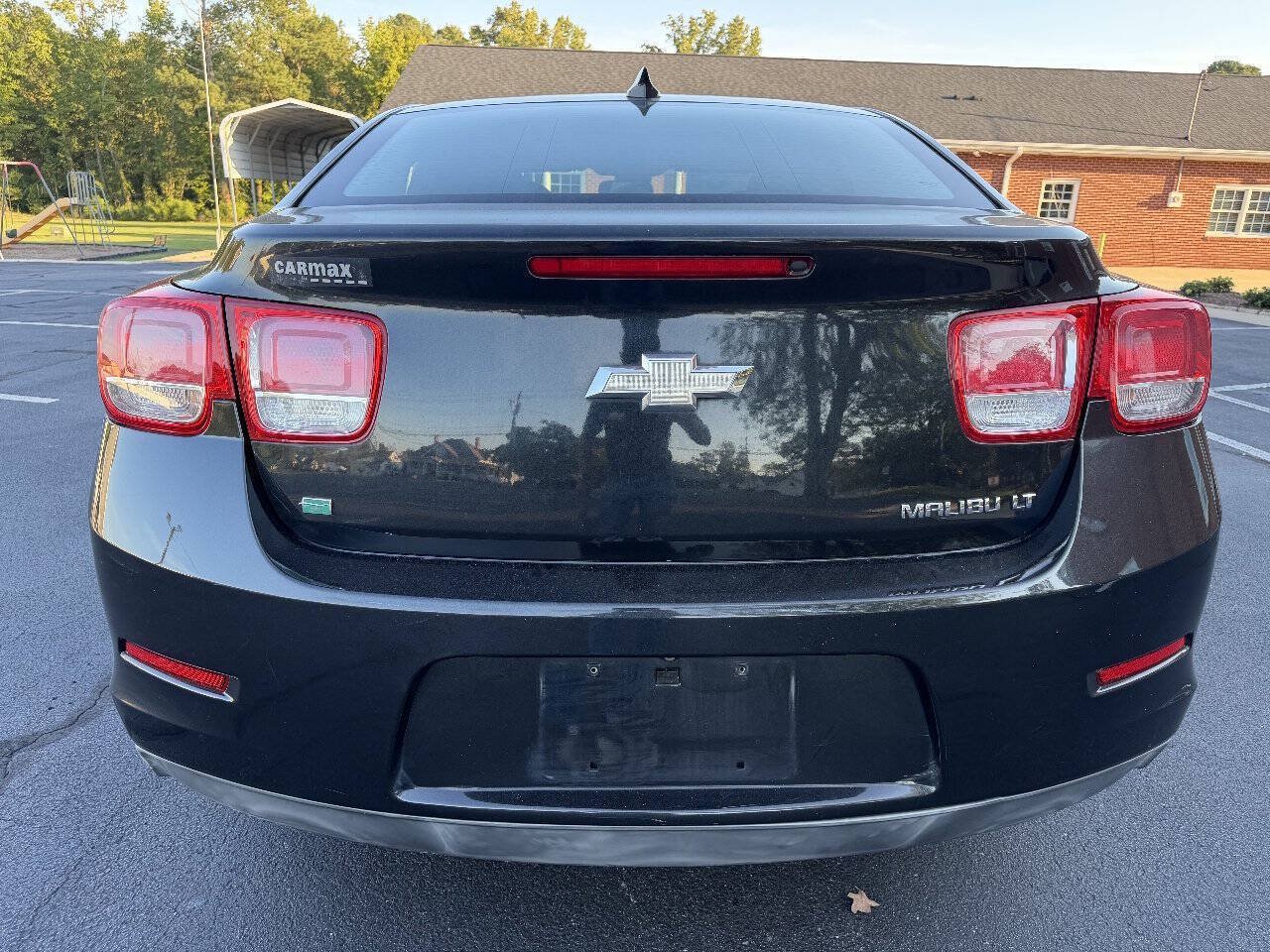Used 2015 Chevrolet Malibu LT w/ Power Convenience Package FWD image 6