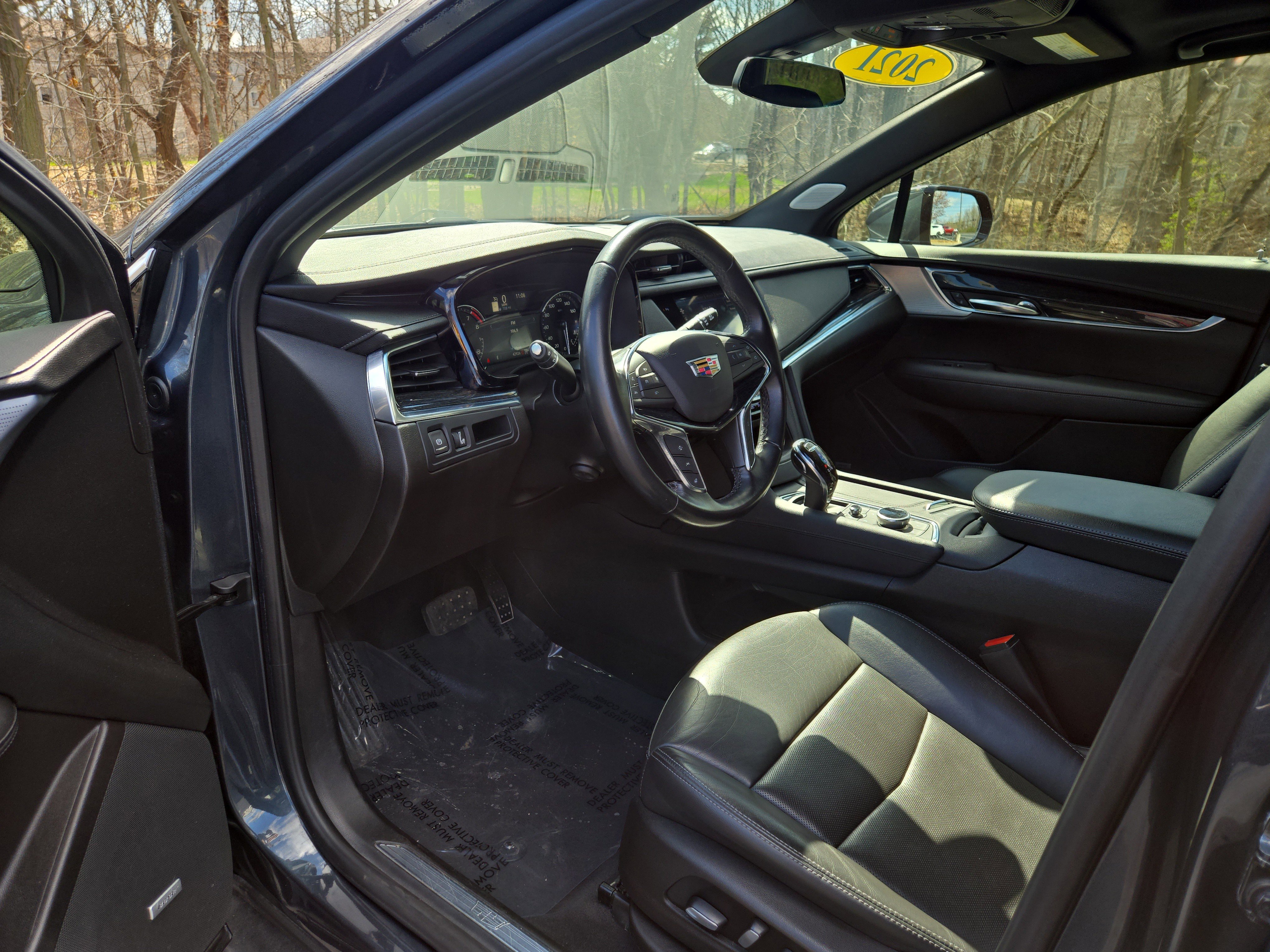 Used 2021 Cadillac XT5 Premium Luxury image 12