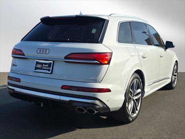Used 2025 Audi SQ7 Premium Plus image 3