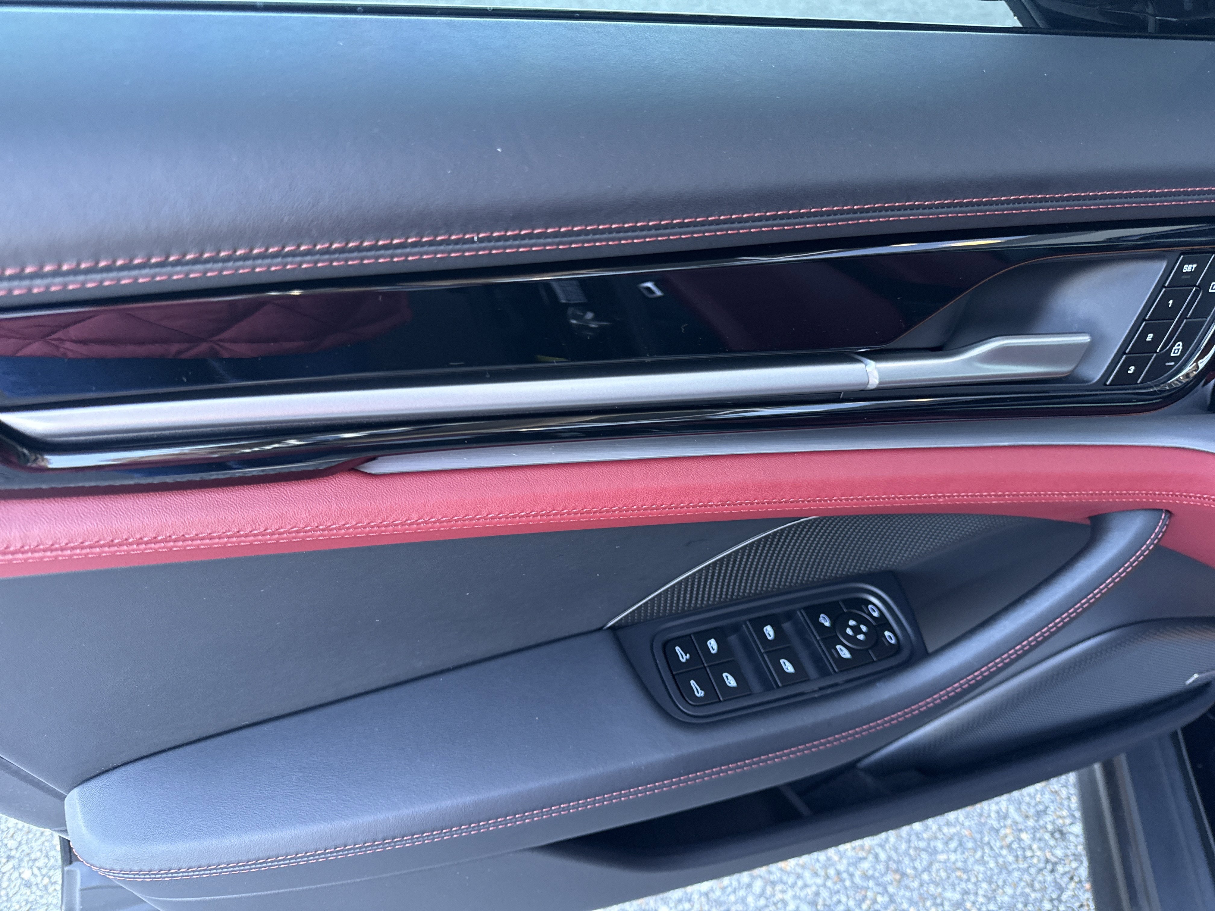 Used 2024 Porsche Panamera 4 image 19