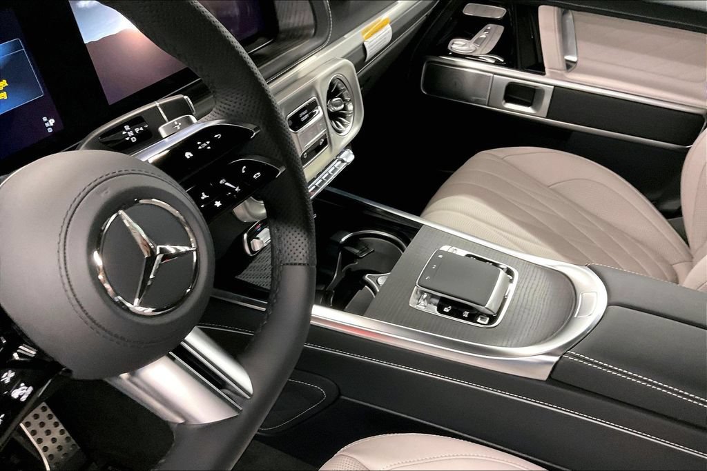 New 2027 Mercedes-Benz G 580 e image 8