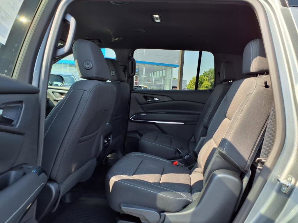 New 2026 Chevrolet Traverse LT w/ Driver Confidence Package image 21