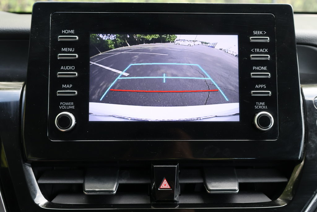 Used 2024 Toyota Camry SE FWD image 16