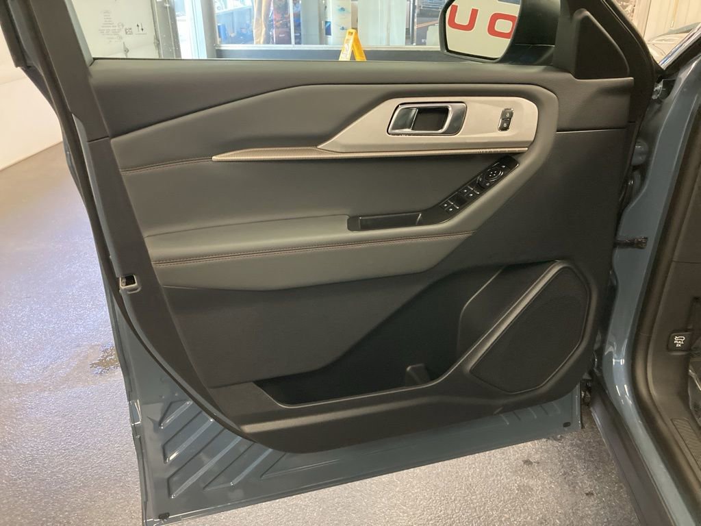 New 2026 Ford Explorer Active AWD/4WD image 18