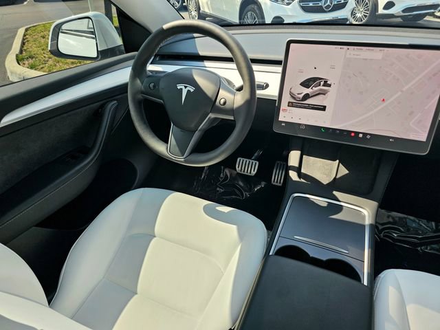 Used 2023 Tesla Model Y Performance AWD/4WD image 26