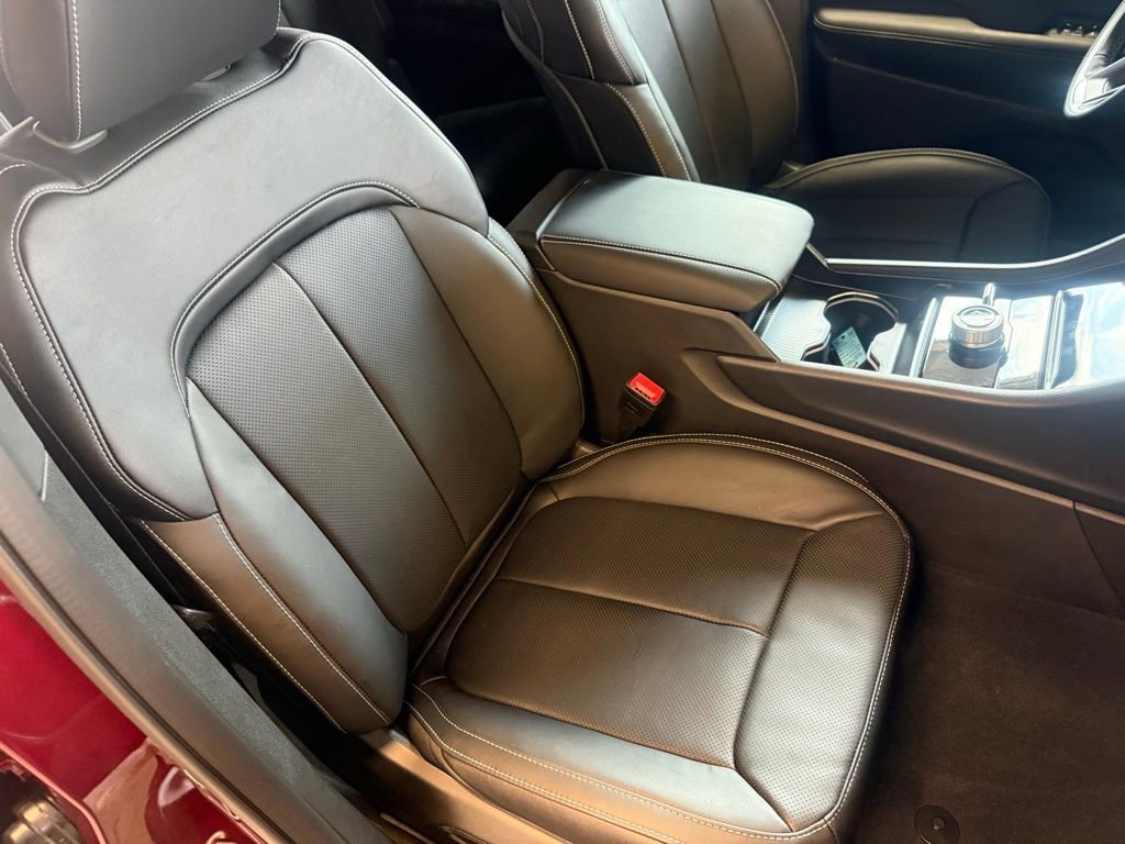 New 2026 Jeep Grand Cherokee L Limited image 18