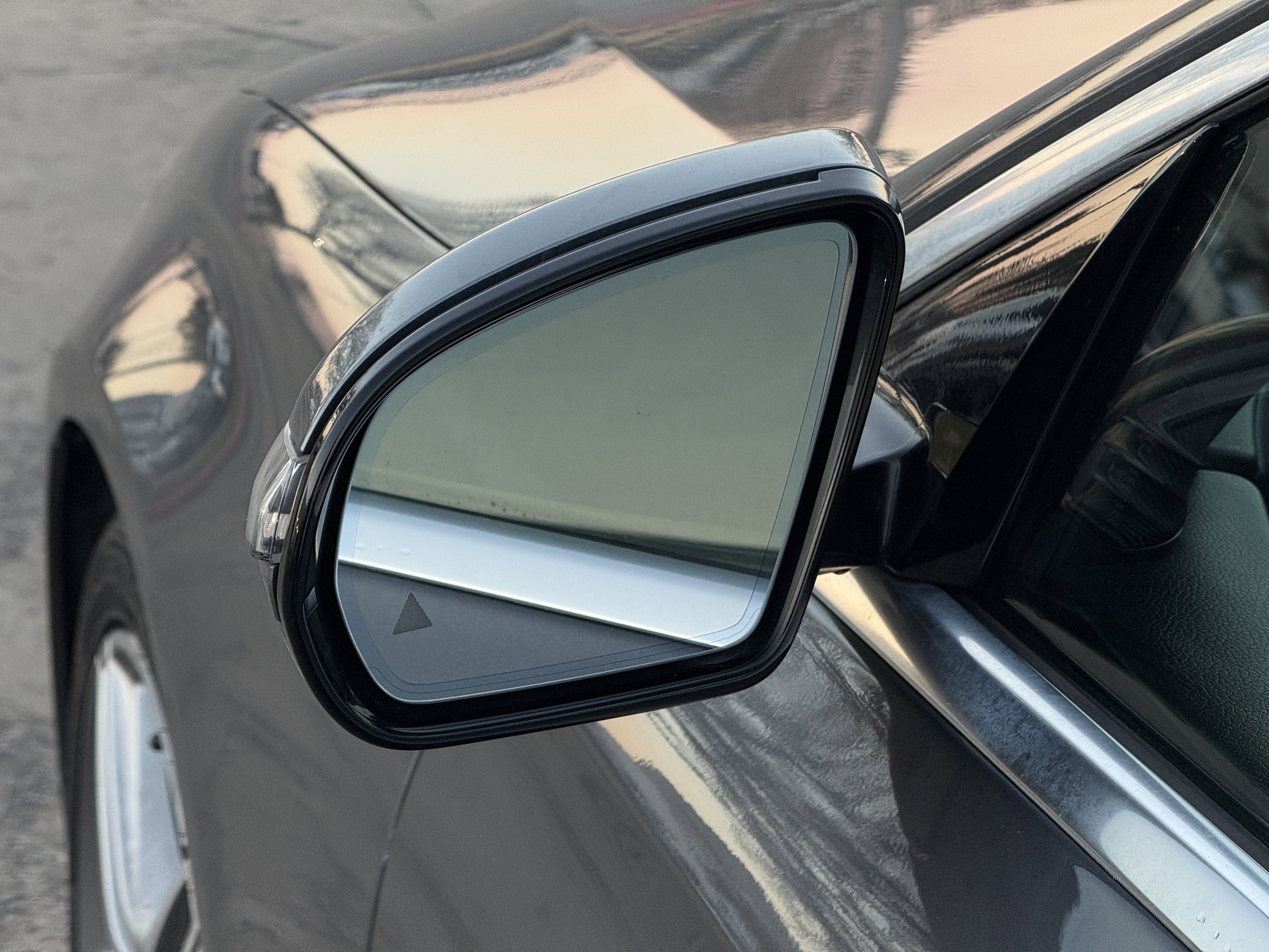 Used 2018 Mercedes-Benz E 300 image 13
