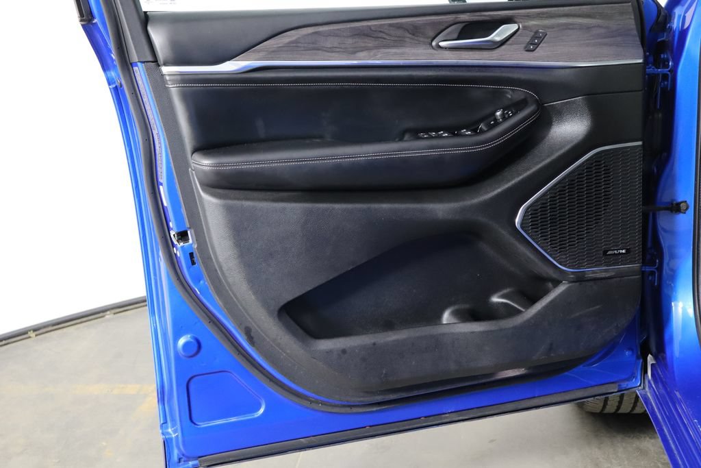Used 2023 Jeep Grand Cherokee L Overland w/ Rear Seat Video Group I AWD/4WD image 20