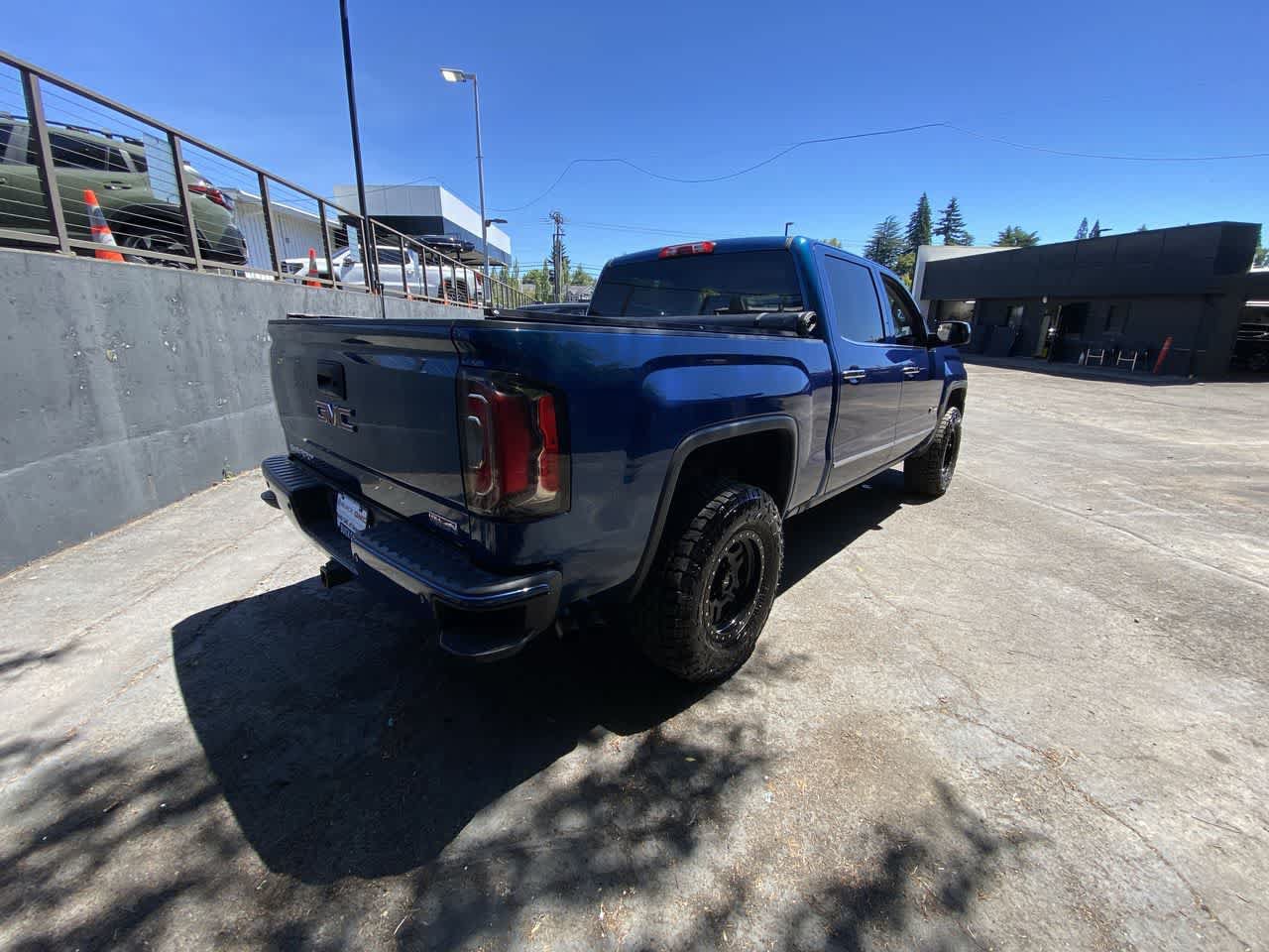 Used 2016 GMC Sierra 1500 SLE w/ All-Terrain Package AWD/4WD image 6