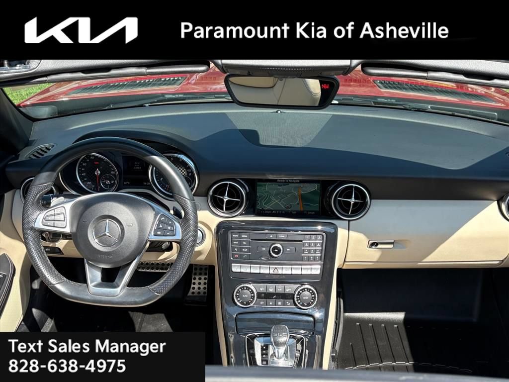 Used 2020 Mercedes-Benz SLC 300 image 8