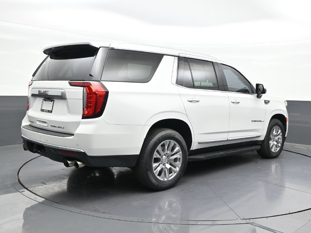 Used 2021 GMC Yukon Denali w/ Advanced Technology Package AWD/4WD image 5