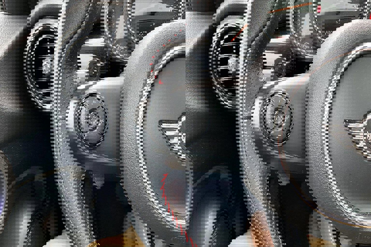 Used 2019 MINI Cooper S image 18