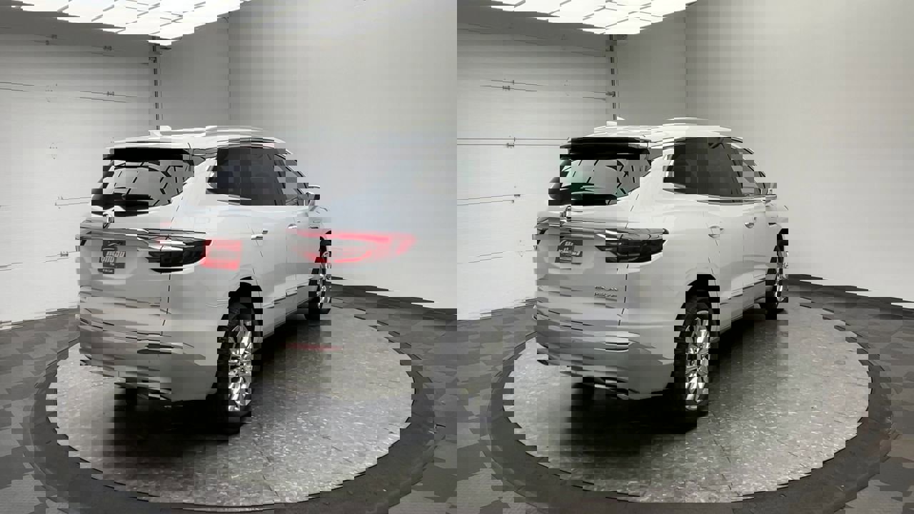 Used 2019 Buick Enclave Premium AWD/4WD image 42