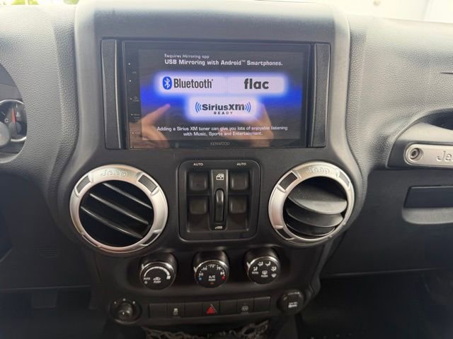 Used 2011 Jeep Wrangler Unlimited Sahara w/ Connectivity Group AWD/4WD image 22