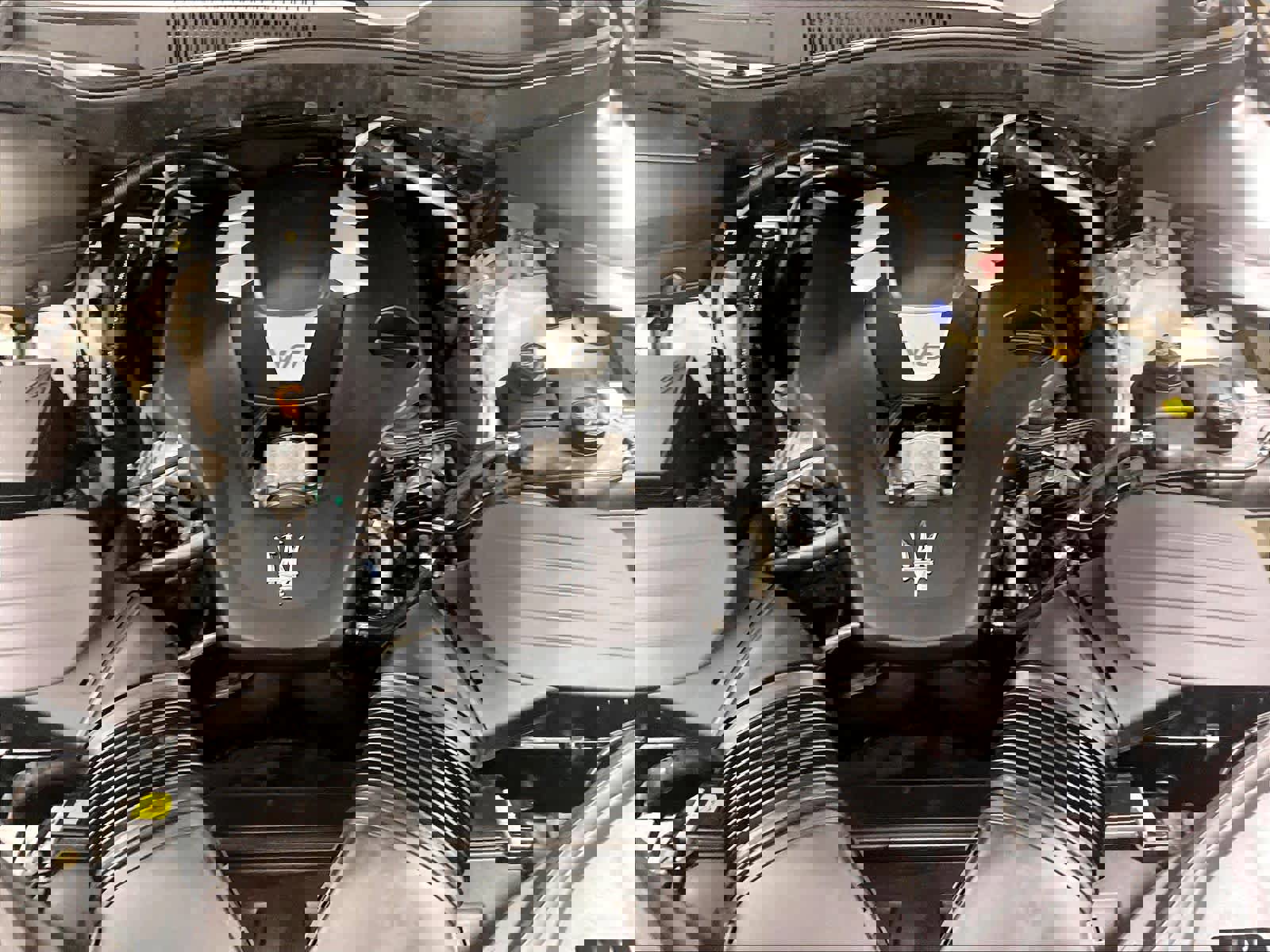 Used 2018 Maserati Levante GranLusso image 35