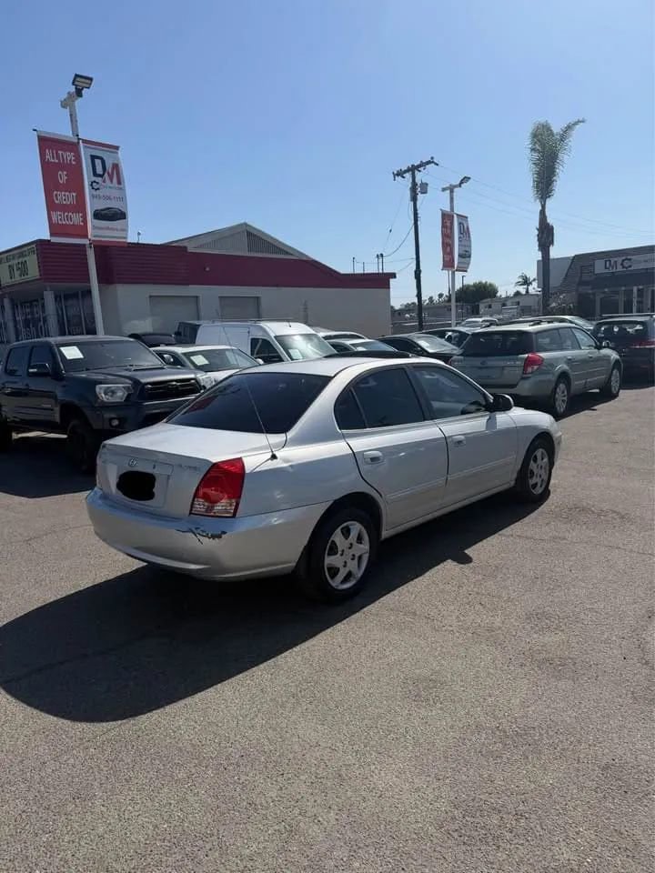Used 2005 Hyundai Elantra GLS FWD image 3