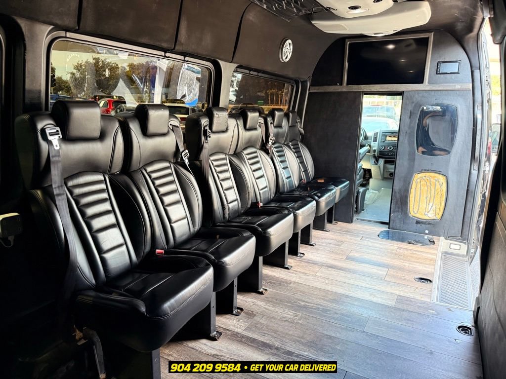 Used 2015 Mercedes-Benz Sprinter 3500 image 25