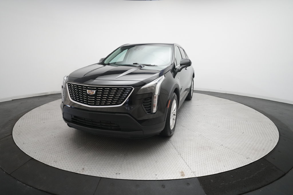 Used 2020 Cadillac XT4 Luxury w/ Cold Weather Package AWD/4WD image 12