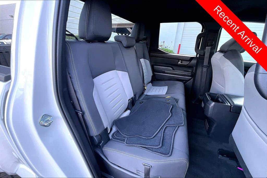 Used 2025 Toyota Tacoma TRD Sport AWD/4WD image 26