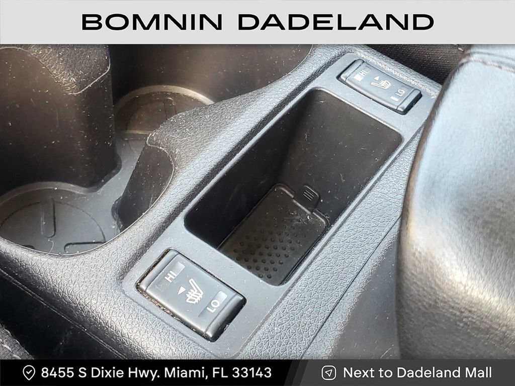 Used 2021 Nissan Rogue Sport SV image 25