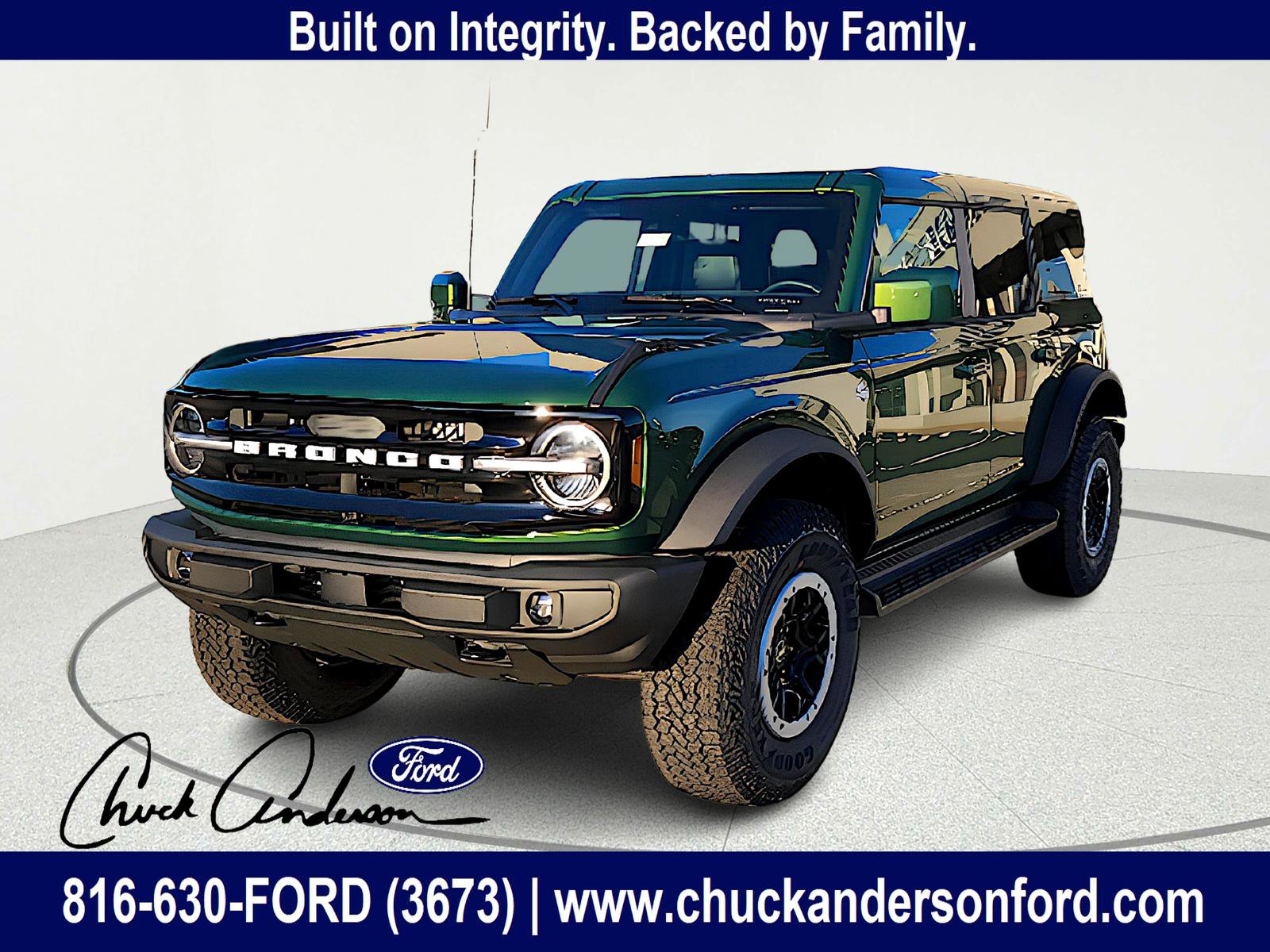 New 2025 Ford Bronco Outer Banks w/ Sasquatch Package